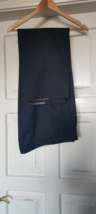 Костюм чоловічий шерстяний, р.50.