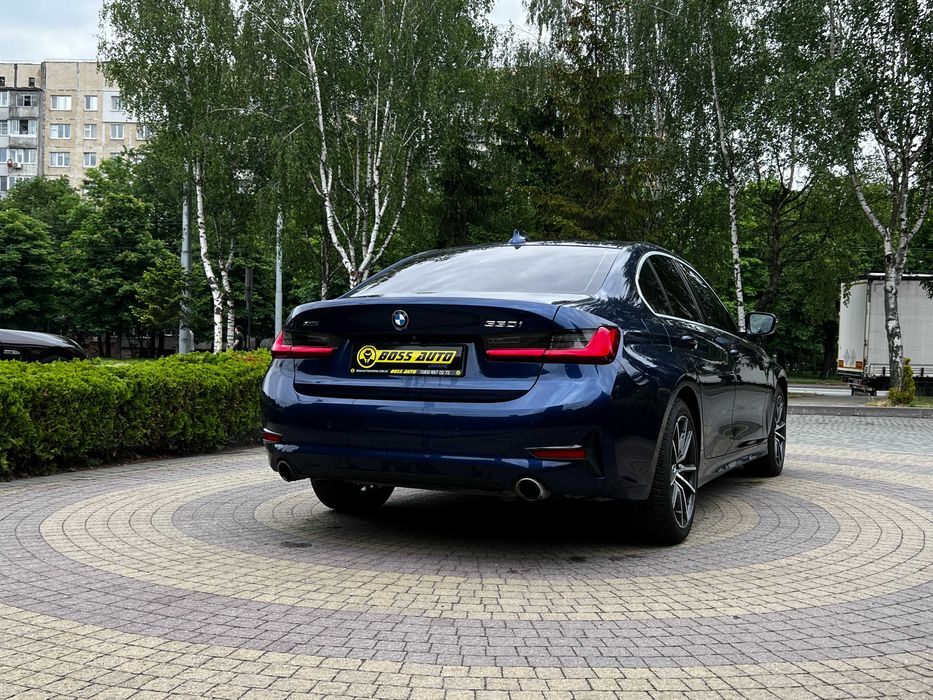 BMW 330 І 2019 року