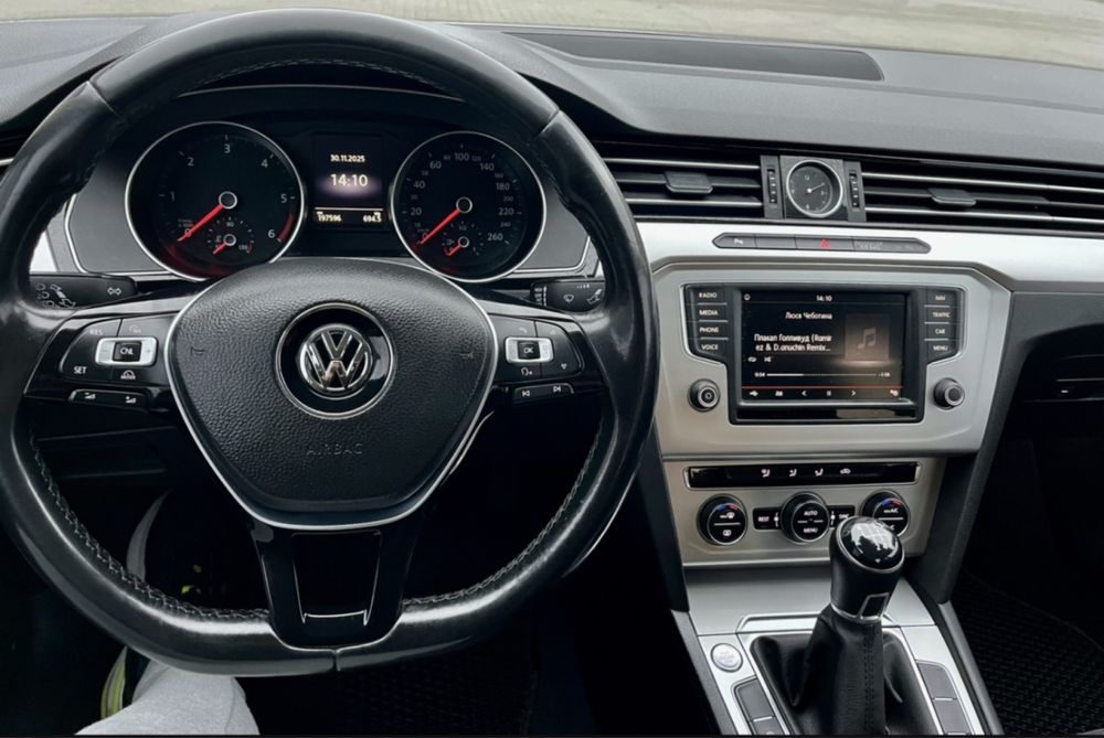 Volkswagen passat b8