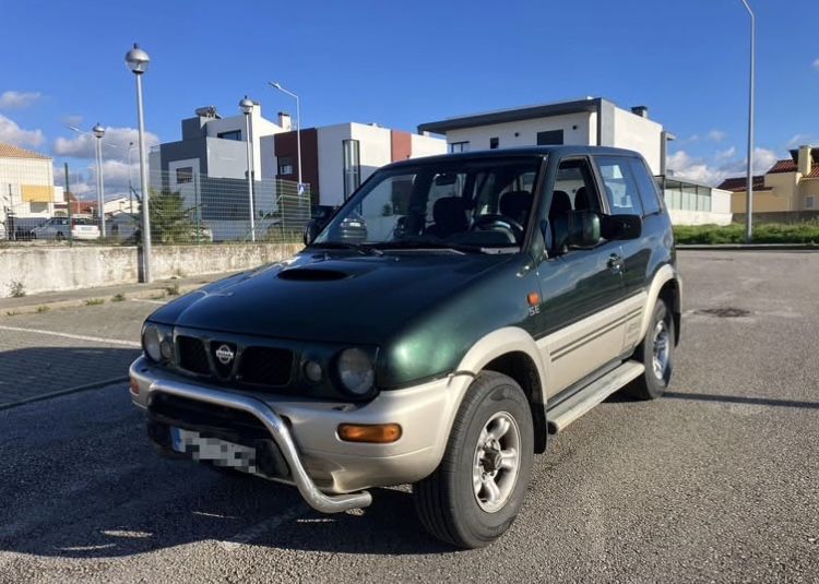 Nissan Terrano II 1996