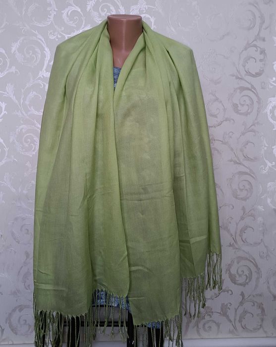 166 х 70 см легкий ніжний зелений шалик шаль палантин шарф