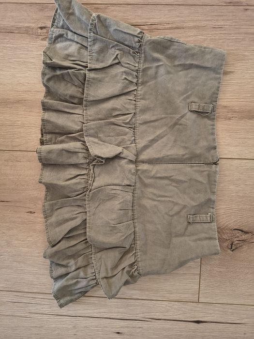 Spódnica krótka oliwkowa