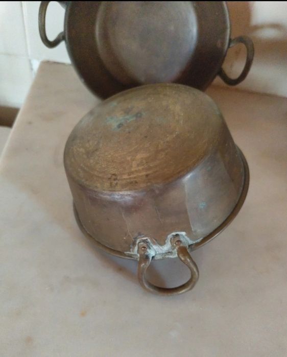 Tachos em bronze