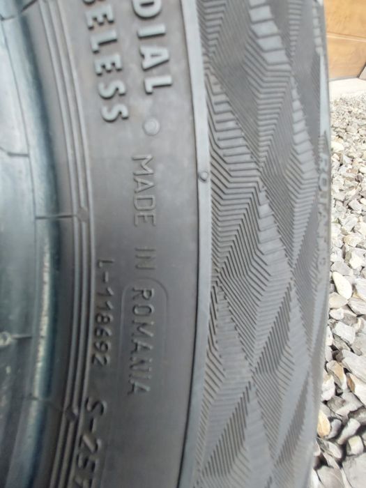 Продам шини, резину, колеса Uniroyal 205/60/16