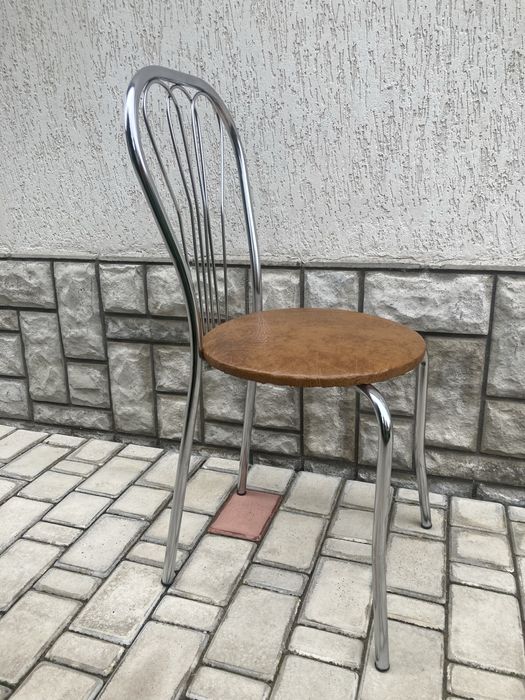 Стілець кухонний хромований