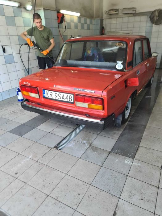 Łada model 2107-rok1988 stan kolekcjonerski