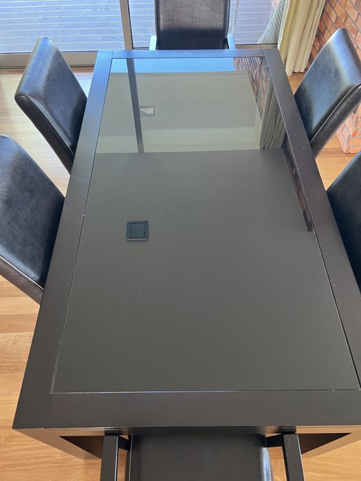 Mesa de jantar extensível + 6 cadeiras