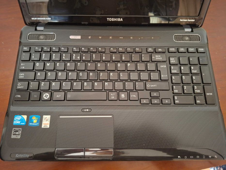 Laptop Toshiba Satellite A660-1FT (bez dysku) stan bdb + ładowarka