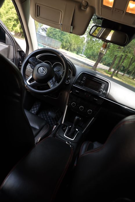 Автомобіль Mazda CX 5