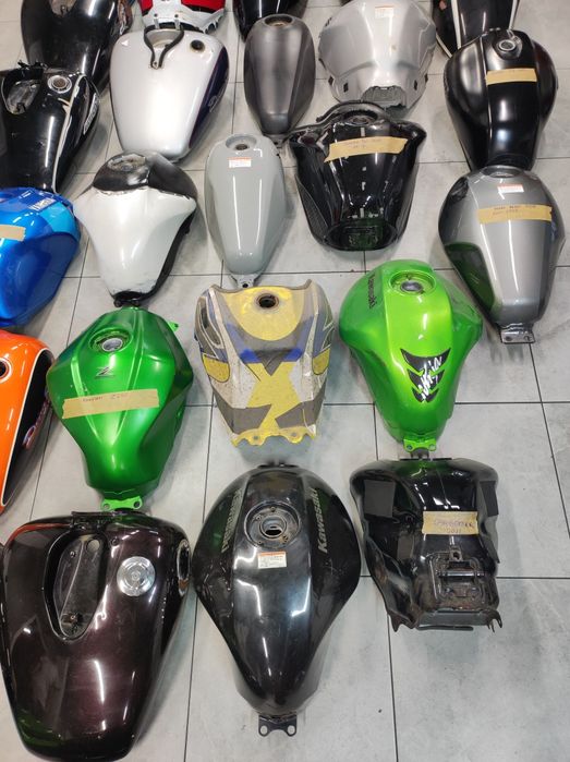 Баки Yamaha Suzuki Kawasaki Honda Triumph Ktm