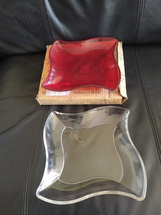 Pratos, fontes, copos Villeroy e Boch, novos em embalagem