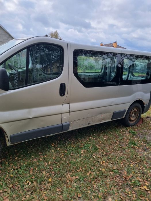 Зопчастини запчасти Opel Vivaro Опель віваро 2.5