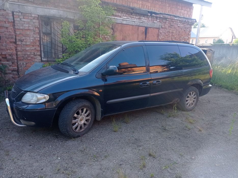 Крайслер вояжер 2.5CRD 2002 року
