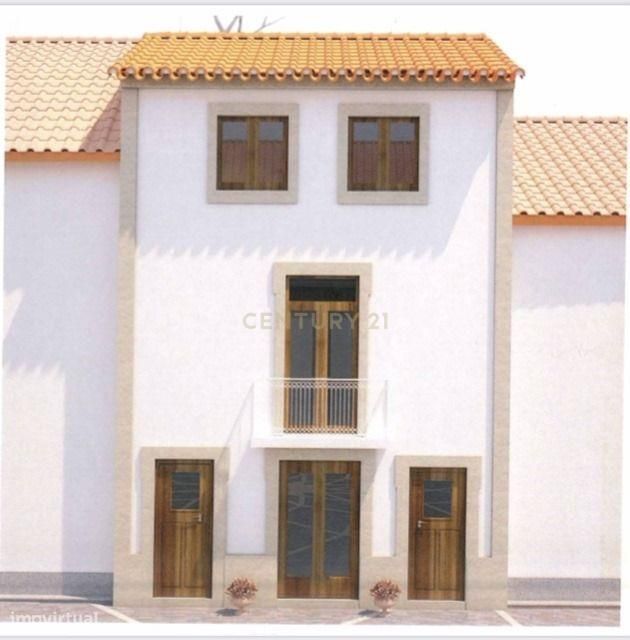Prédio Zona Histórica Tomar | Projeto Aprovado 3 Frações