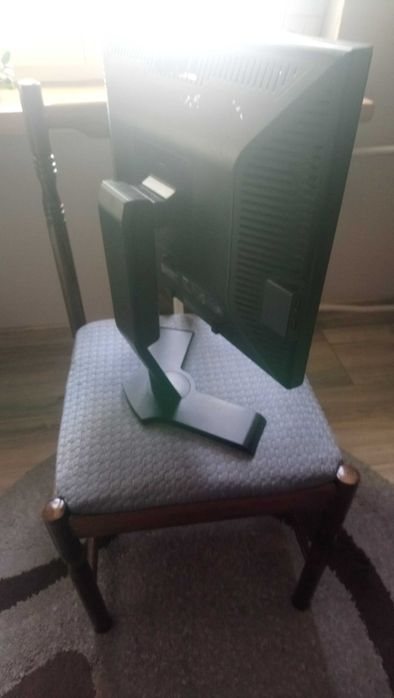 Monitory komputerowe