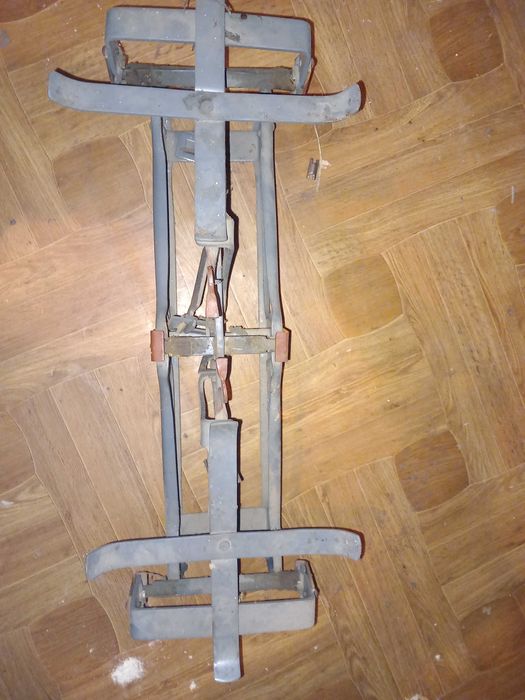 Żeliwna waga z roku 1989
