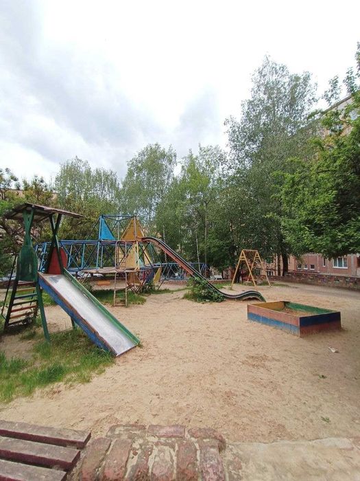 Продаж 3-кімнатної квартири на Р.Шухевича