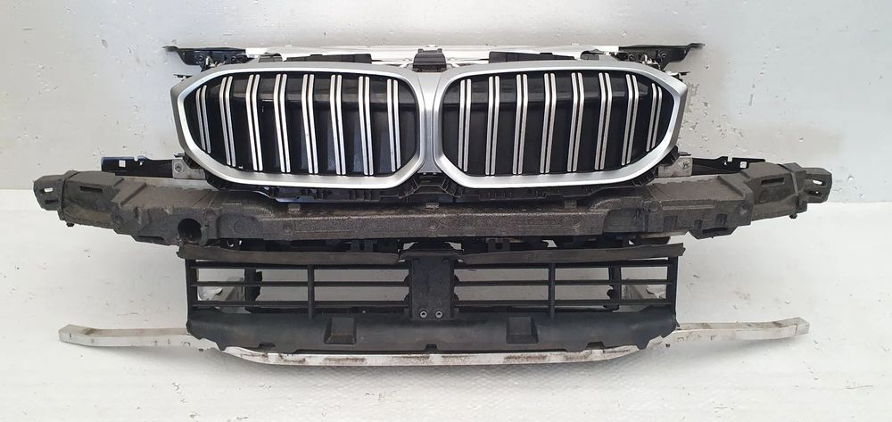 BMW 3 G20 G21 LIFT PAS PRZEDNI ŻALUZJA ZAMKI GRILL M-PAKIET 22-