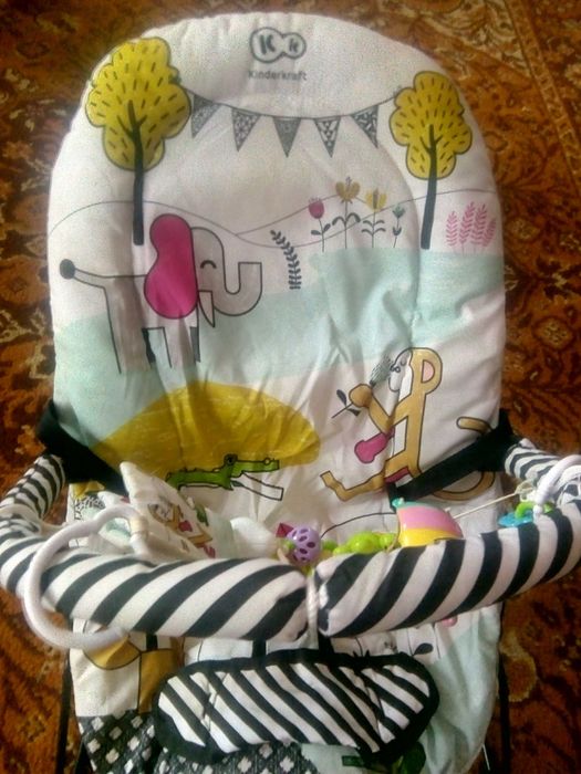 Продам шезлонг -качалку