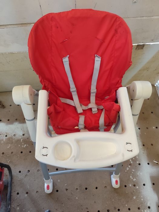 Cadeira de refeição para bebê