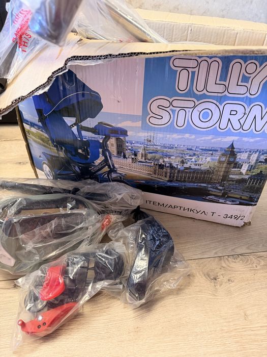 Продам дитячий велосипед-коляску Tilly Storm T-329/2