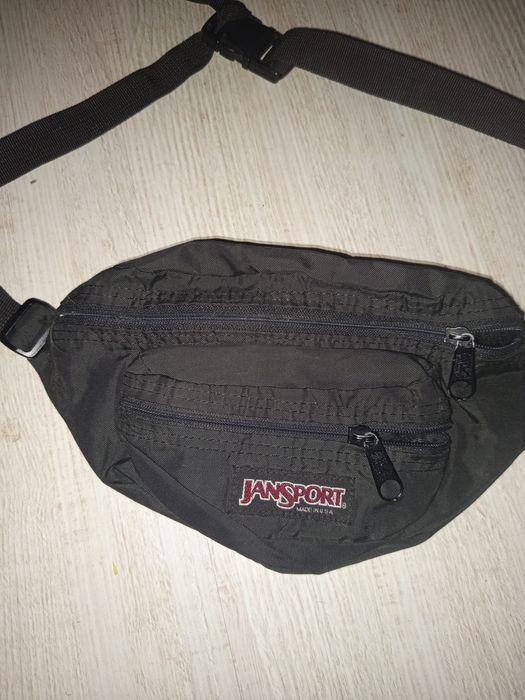 сумка бананка jansport