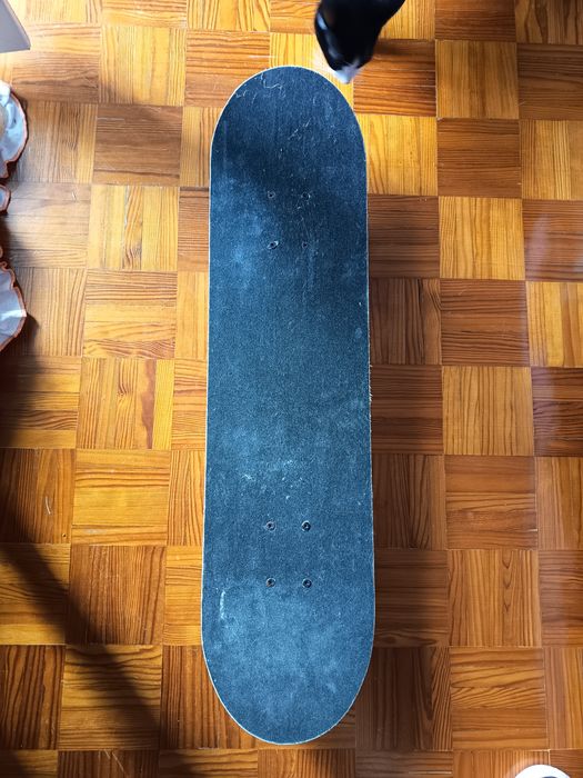 Skate usado para decoração