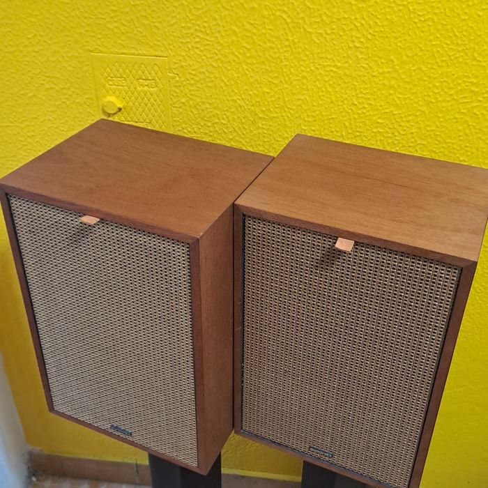 Colunas Quadral IR120E