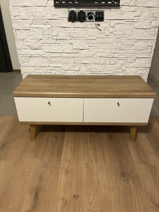 Szafka pod telewizor