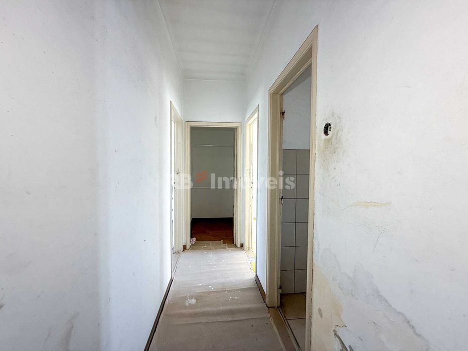 Prédio com 2 apartamentos T3, Torres Novas