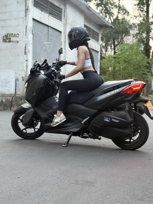 Скутер Ямаха X max 250 куб. Графит