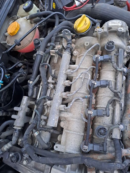 Мотор двигун Z19DTH Opel Vectra C Astra H Zafira B Signum