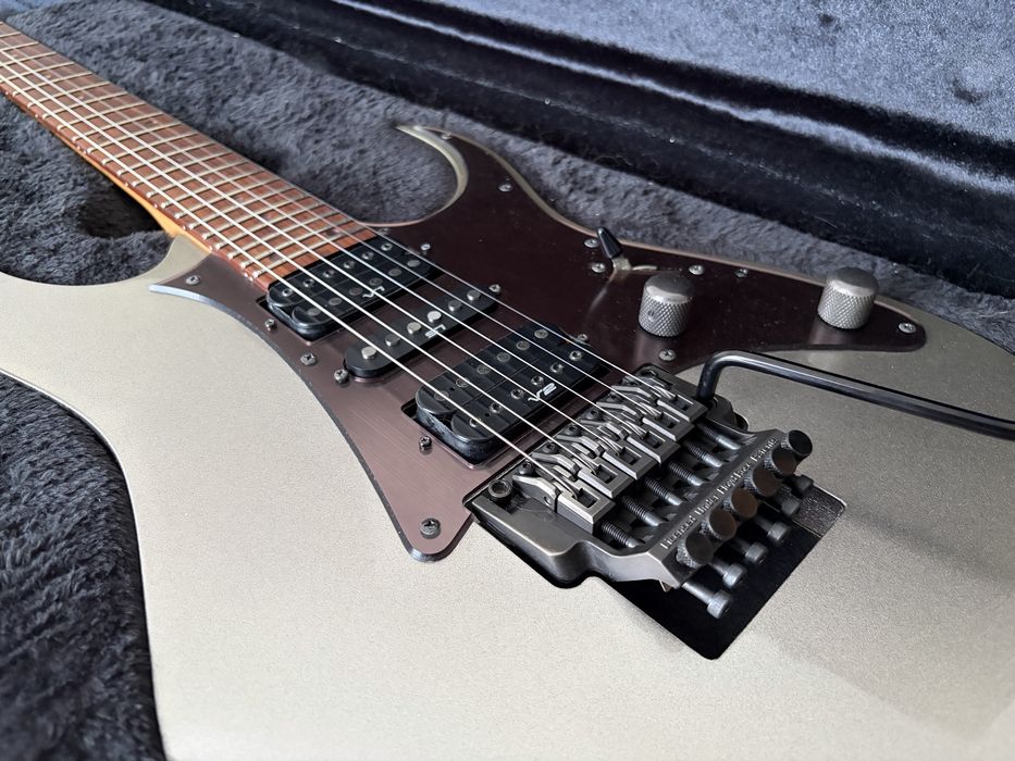 Ibanez RG550EX z 2002 roku, super stan Fujigen Japan