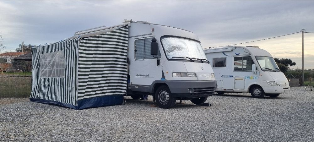 Hymer B544 (Fiat Ducato 2.5 Tdi cat 116cv ar condicionado) 6 lugares.