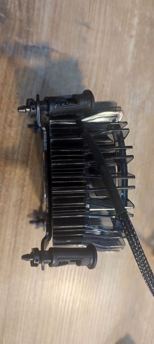 Chłodzenie procesora Intel Laminar RM1