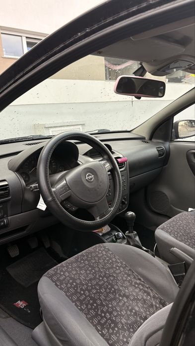Opel Corsa 1.2 16V Elegance