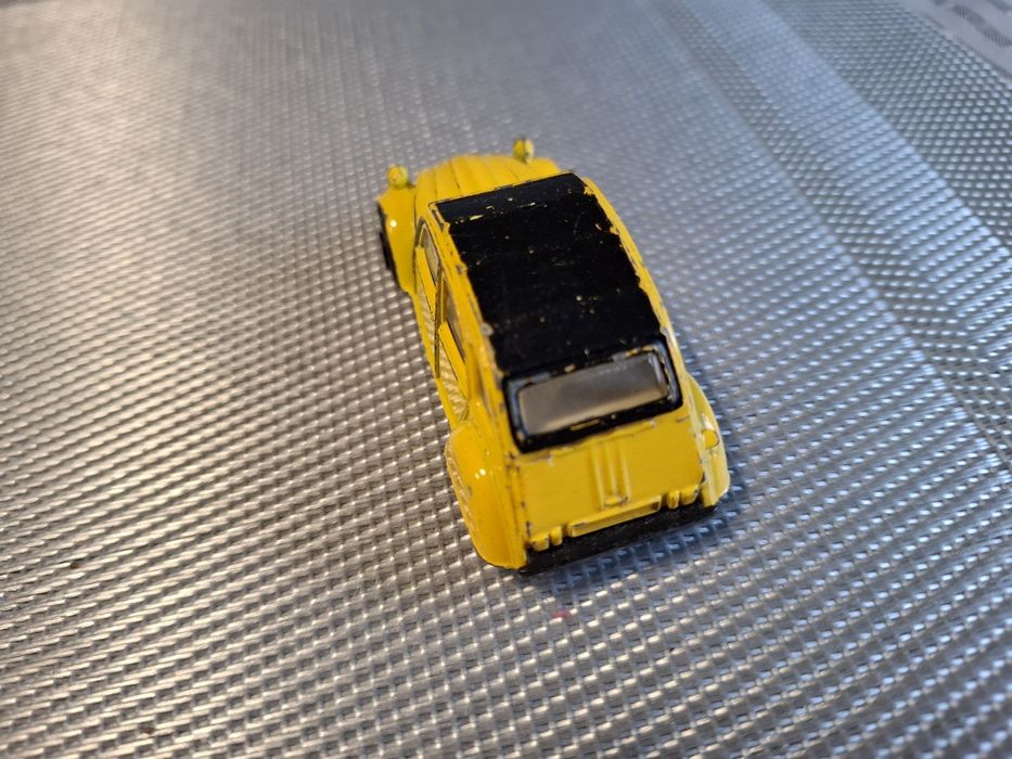 Maisto citroen 2cv skala 1:64