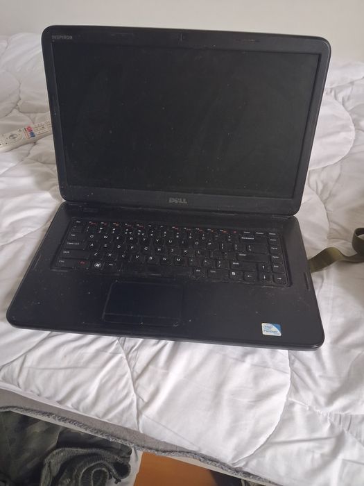 Laptop dell sprawny technicznie lata