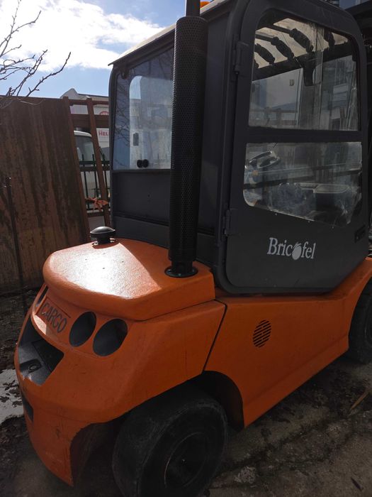 Empilhador BT 3.5ton. a diesel motor Kubota