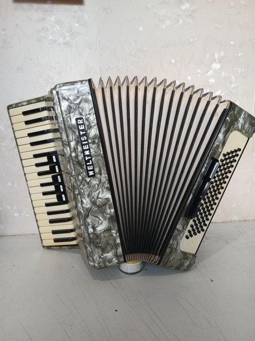 Вельтмейстер Стелла 3/4 80 басів