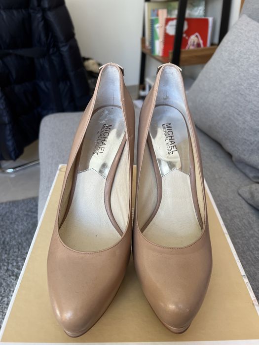 Sapatos Michael Kors usados uma vez