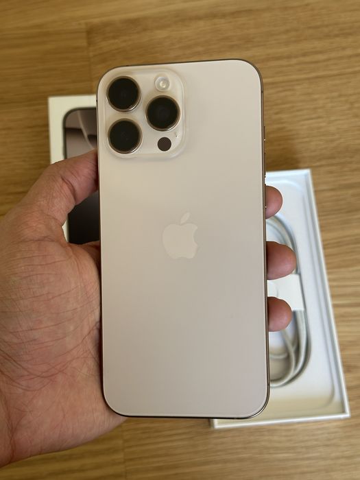 Iphone 16 Pro Max Desert