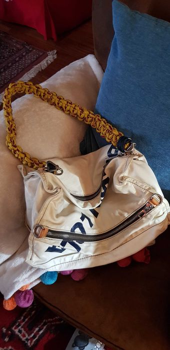 Mala bimba e lola em pele