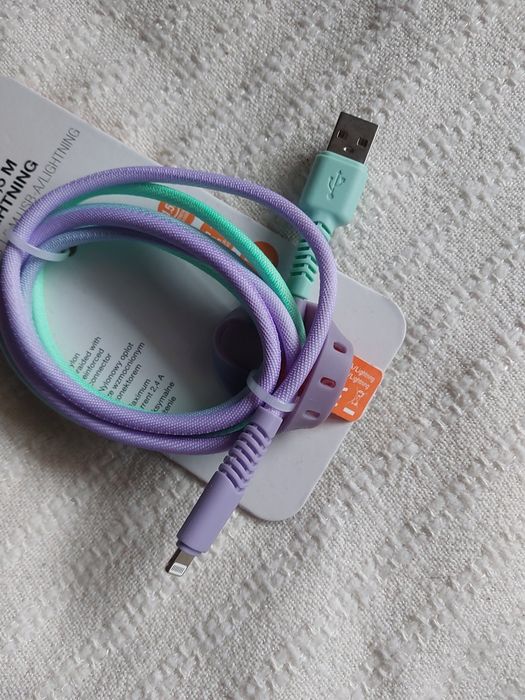 Kabel USB-A na Lightning 1.5m Hykker nowy