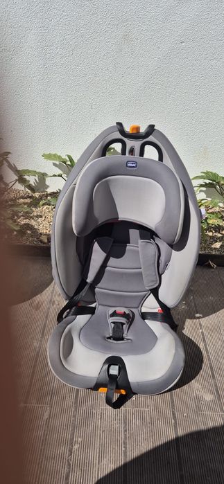 Cadeira Auto Chicco (Cinzenta)
