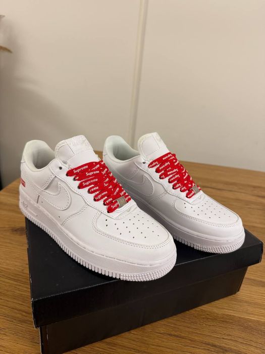 Nike Air Force 1 Supreme – biale – rozmiar 43  nowe nieuzywane