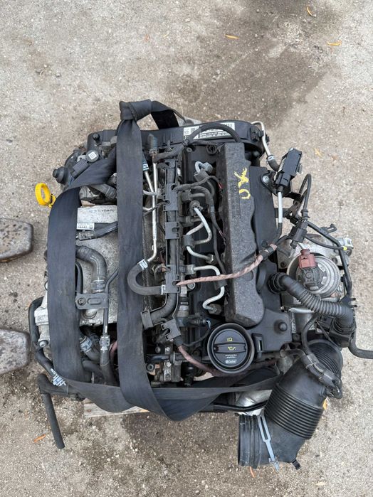 Двигун CLH 1.6 TDI Skoda Octavia A7 Audi A3 VW Golf 7 мотор CLH 1.6