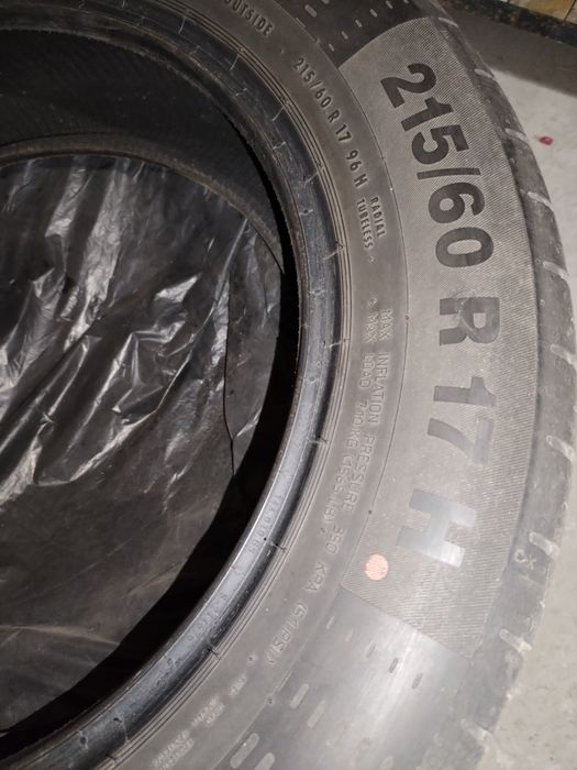 Автошини 215/60R17 літо