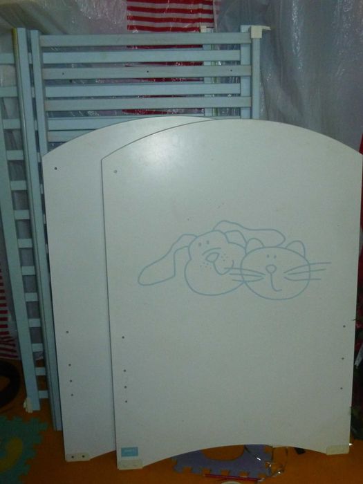 Cama de bebé / criança Zippy (madeira/ grades)