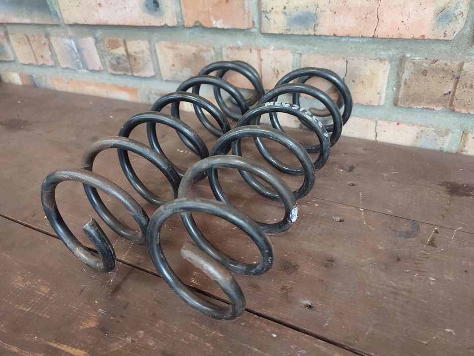 Пружина задня Megane 3 Megan 3 Scenic 3 сценік меган мегане